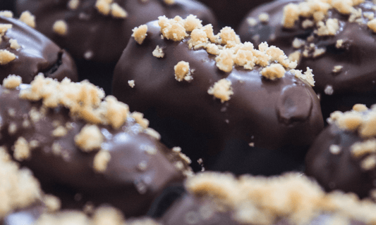 Mocha Date Truffles Recipe - Nutra Nourished