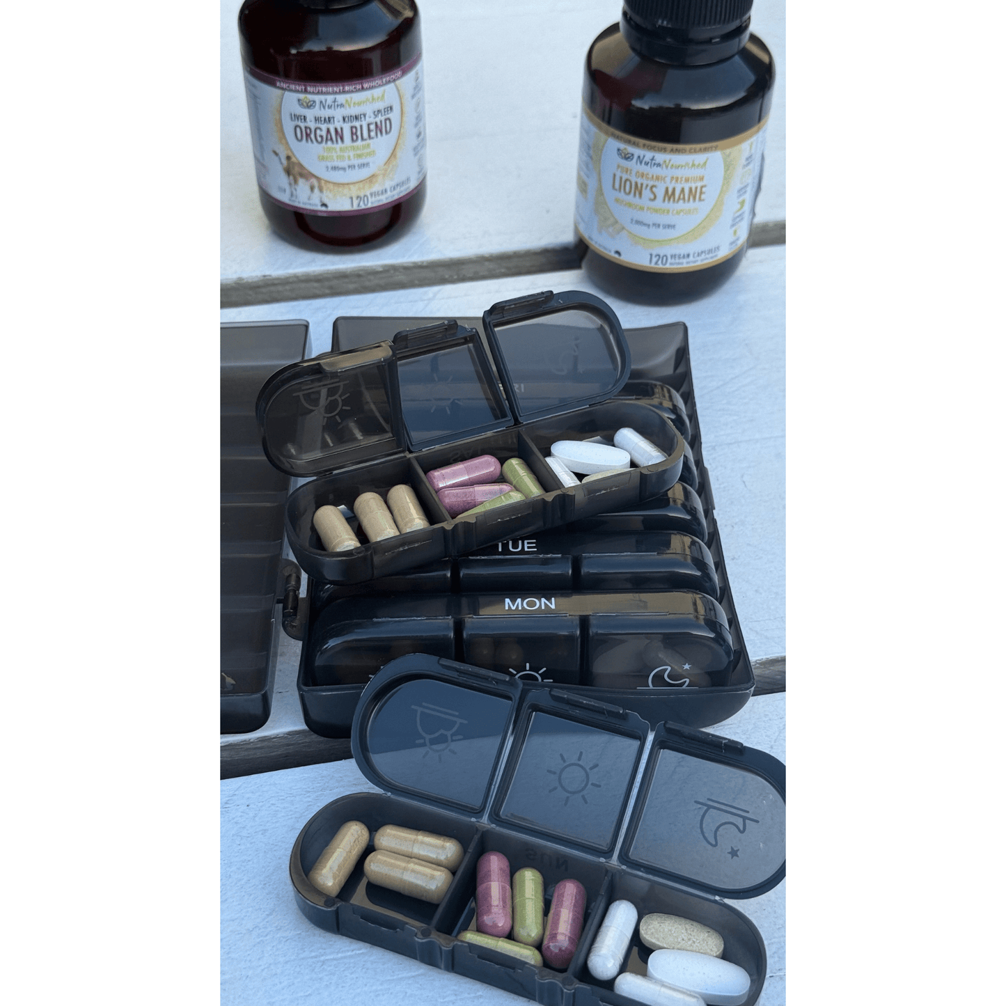 Light Gray Capsule Container with 7-Day Organiser Storage
